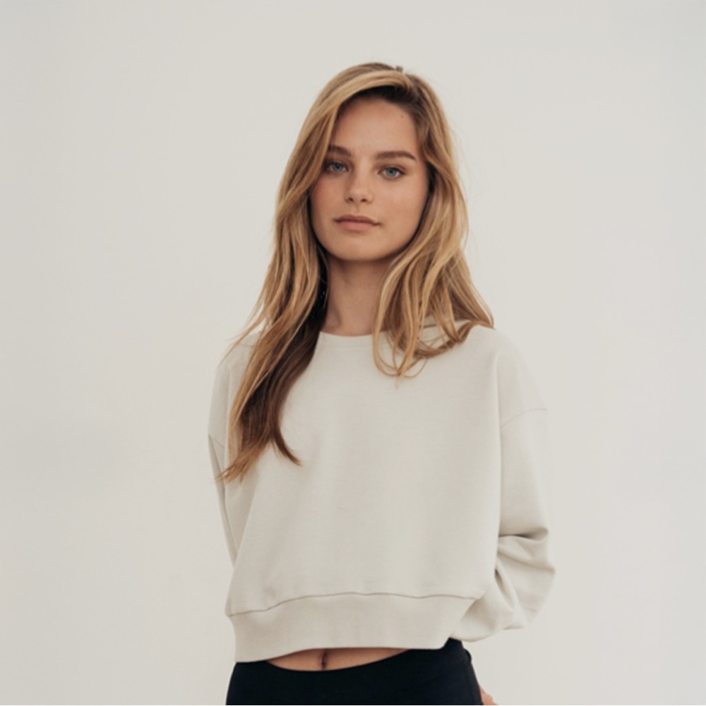 Angels Welcome Market Recycled Cotton Cropped Sweatshirt - Light Grey